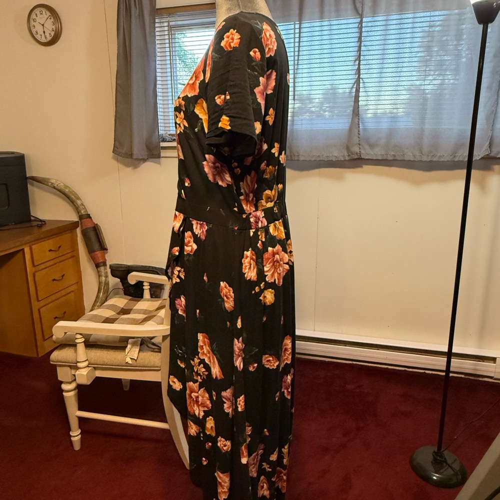 Torrid Black Maxi shorts jumpsuit Dress with Floral Design - Picture 7 of 8